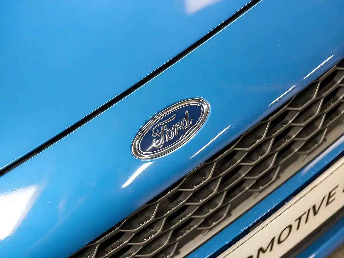Used 2018 Ford Fiesta ST-3 Blue - Interior and Exterior details 16