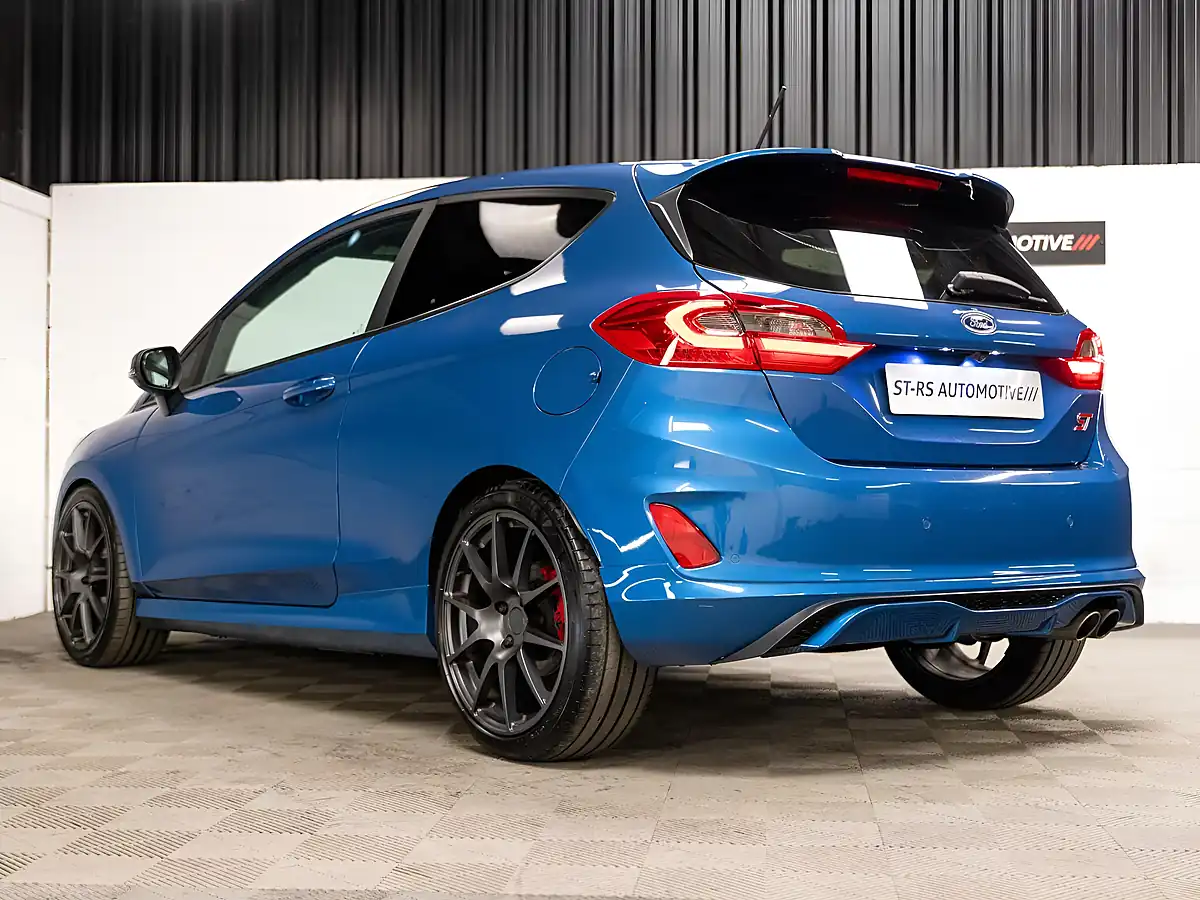 Used 2018 Ford Fiesta ST-3 Blue - Interior and Exterior details 3