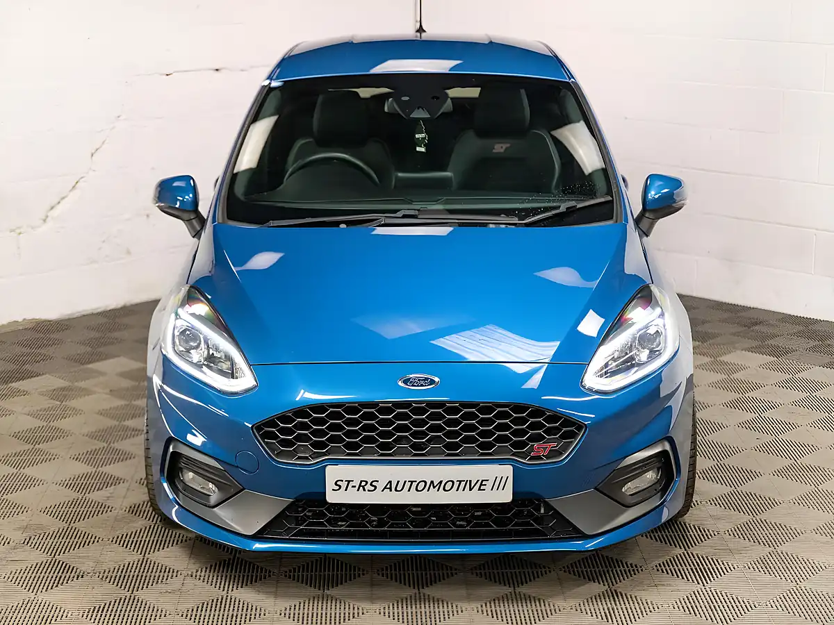 Used 2018 Ford Fiesta ST-3 Blue - Interior and Exterior details 6