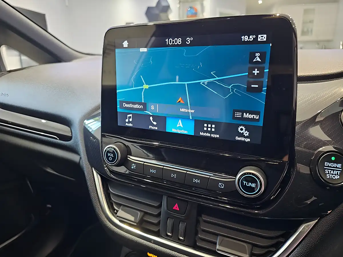 Used 2018 Ford Fiesta ST-3 Frozen White - Interior and Exterior details 11