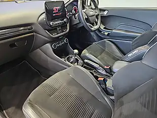 Used 2018 Ford Fiesta ST-3 Frozen White - Interior and Exterior details 14