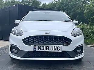 Used 2018 Ford Fiesta ST-3 White - Interior and Exterior details 2