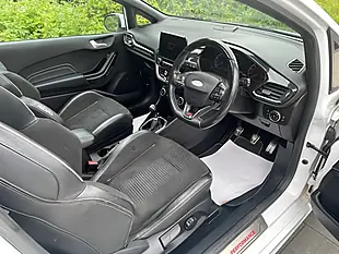 Used 2018 Ford Fiesta ST-3 White - Interior and Exterior details 6