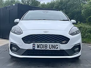 Used 2018 Ford Fiesta ST-3 White - Interior and Exterior details 9