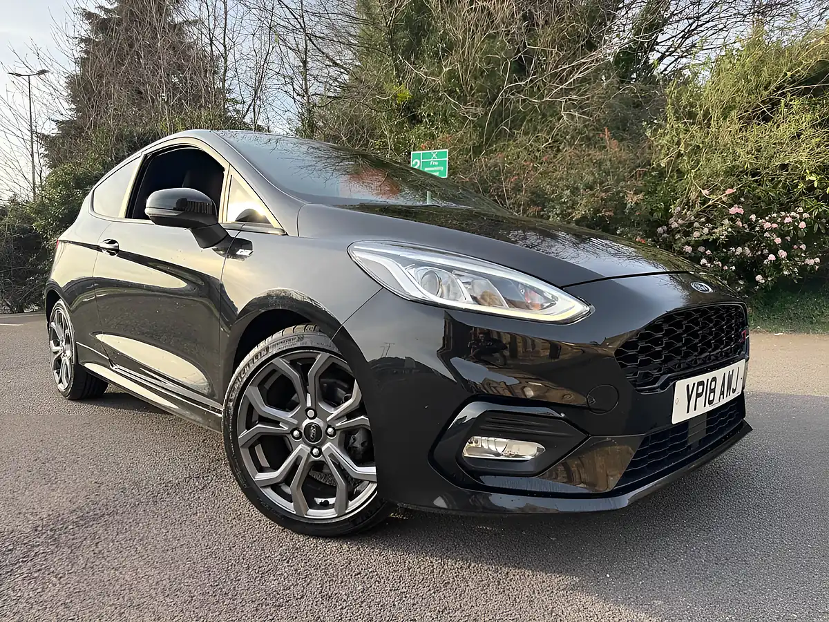 Used 2018 Ford Fiesta ST-Line Black - Front View