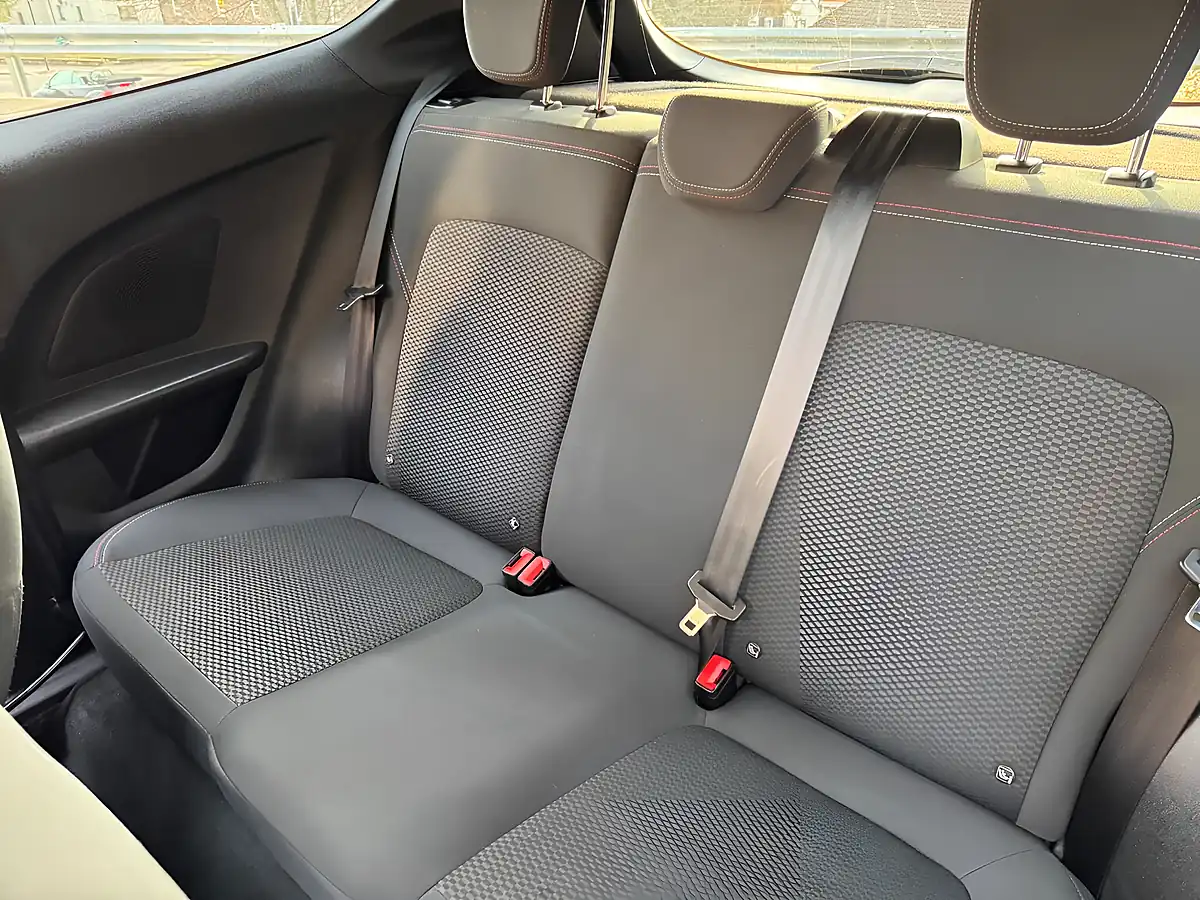 Used 2018 Ford Fiesta ST-Line Black - Interior and Exterior details 11
