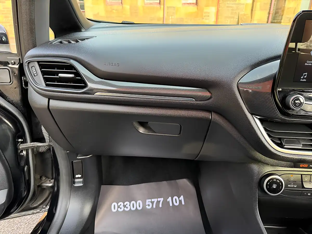 Used 2018 Ford Fiesta ST-Line Black - Interior and Exterior details 12