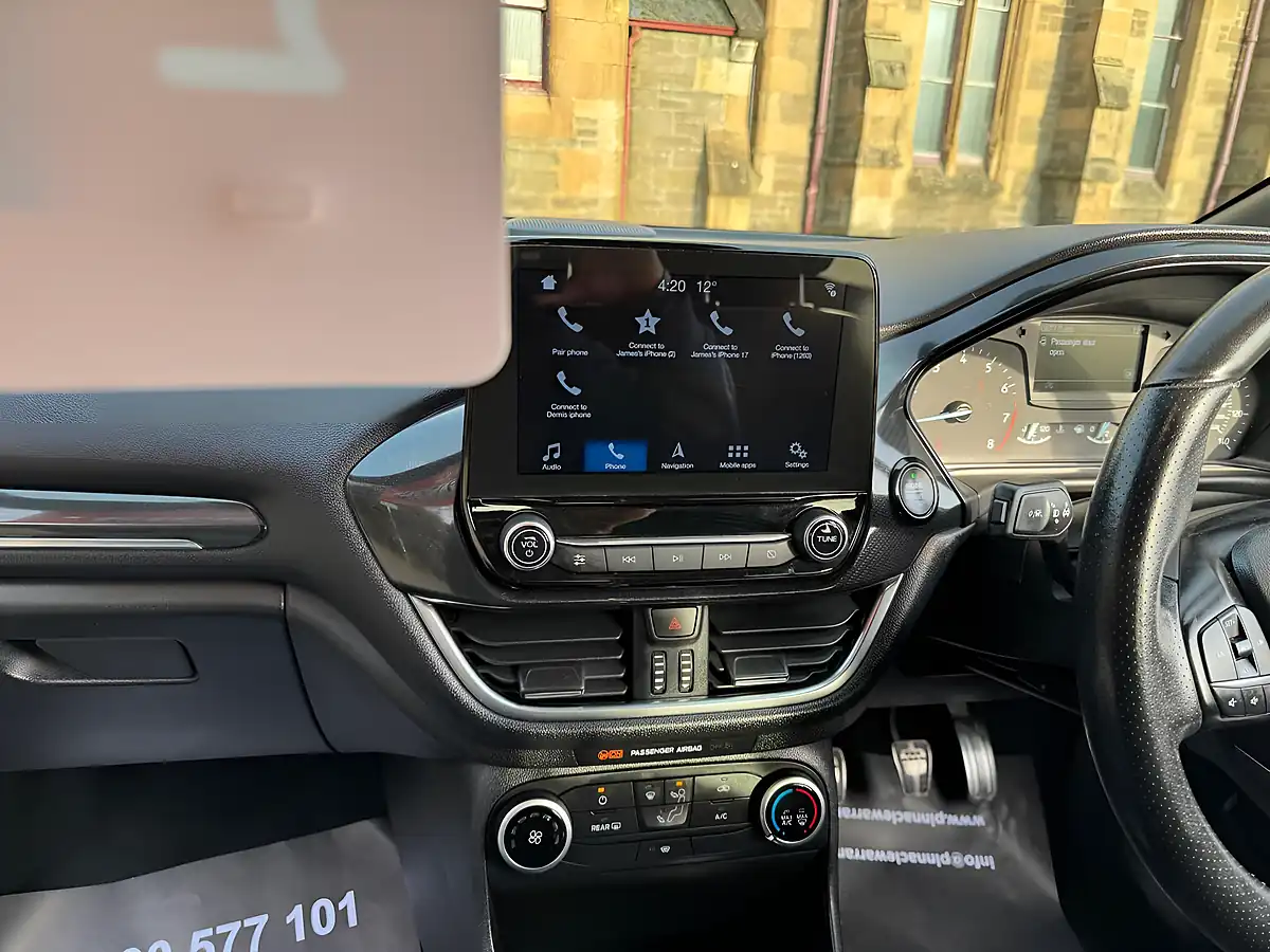 Used 2018 Ford Fiesta ST-Line Black - Interior and Exterior details 14