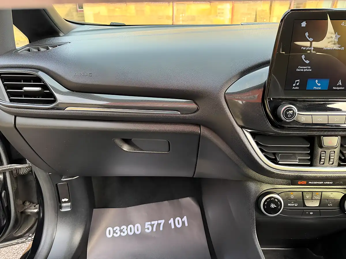 Used 2018 Ford Fiesta ST-Line Black - Interior and Exterior details 17
