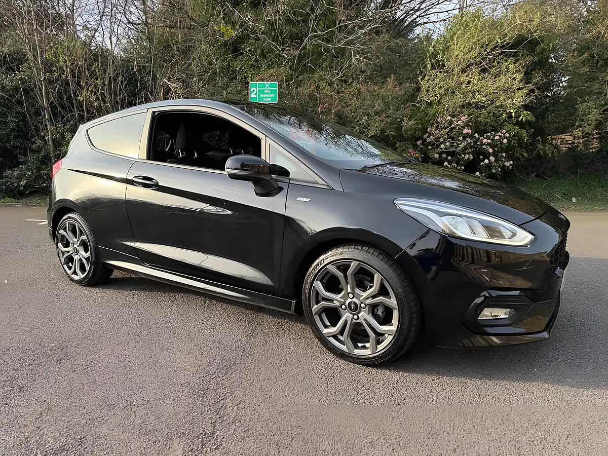 Used 2018 Ford Fiesta ST-Line Black - Interior and Exterior details 2