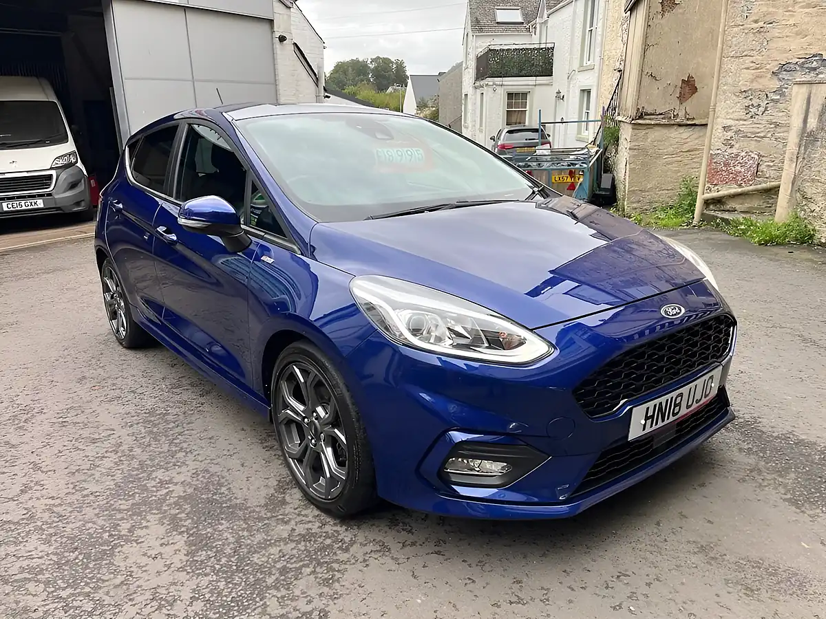 Used 2018 Ford Fiesta ST-Line Blue - Front View