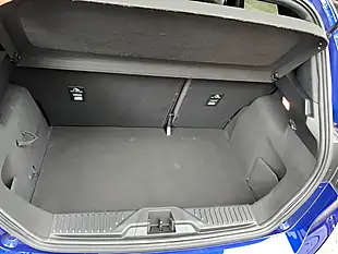 Used 2018 Ford Fiesta ST-Line Blue - Interior and Exterior details 13