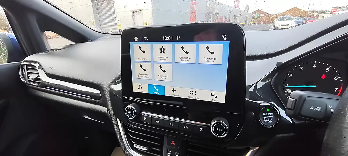 Used 2018 Ford Fiesta ST-Line Blue - Interior and Exterior details 14