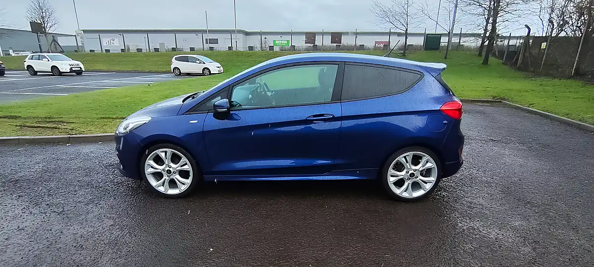 Used 2018 Ford Fiesta ST-Line Blue - Interior and Exterior details 2