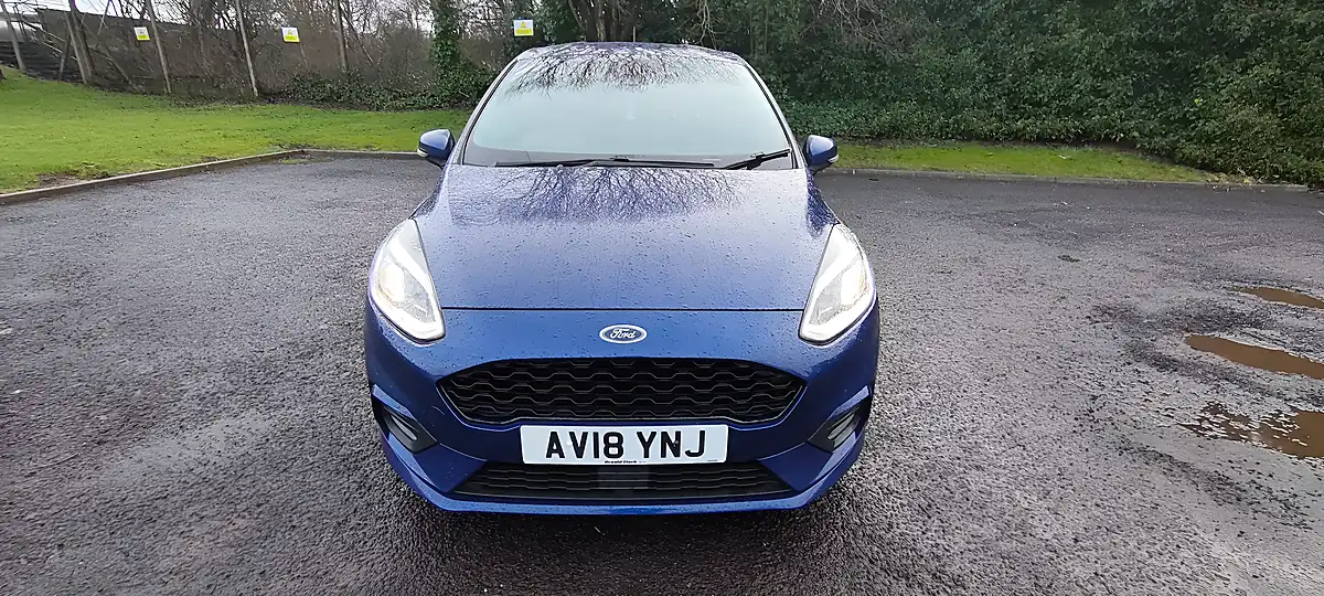 Used 2018 Ford Fiesta ST-Line Blue - Interior and Exterior details 8