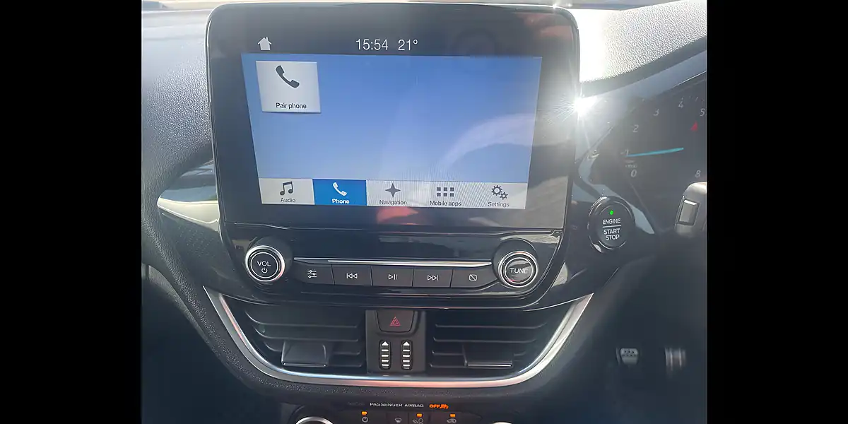 Used 2018 Ford Fiesta ST-Line Blue - Interior and Exterior details 15