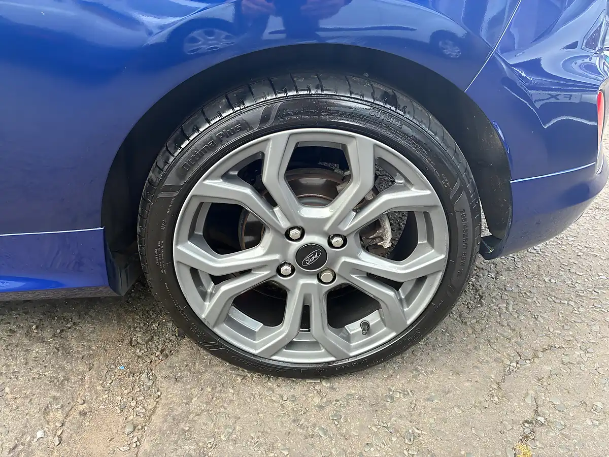 Used 2018 Ford Fiesta ST-Line Blue - Interior and Exterior details 19