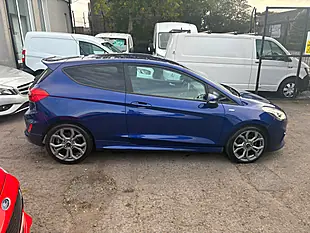 Used 2018 Ford Fiesta ST-Line Blue - Interior and Exterior details 2