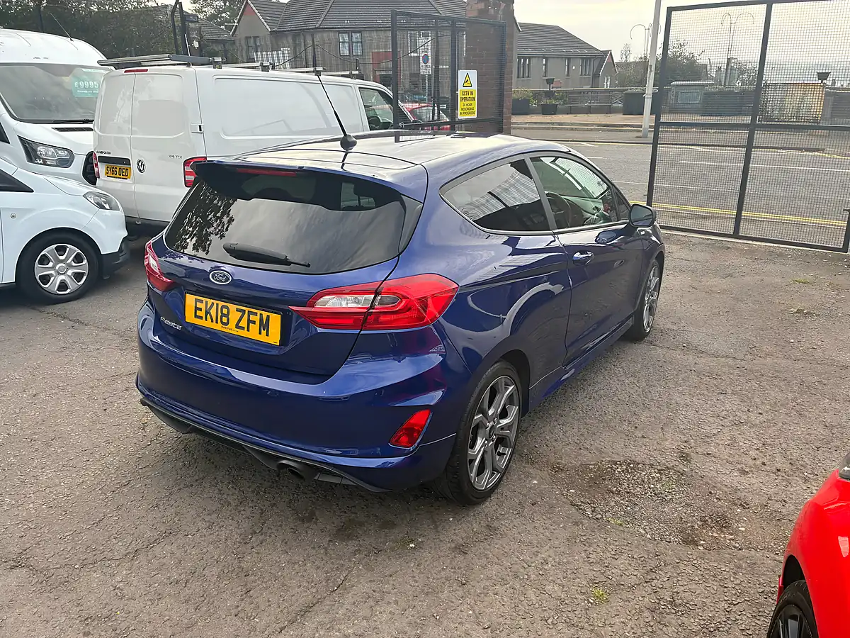 Used 2018 Ford Fiesta ST-Line Blue - Interior and Exterior details 3