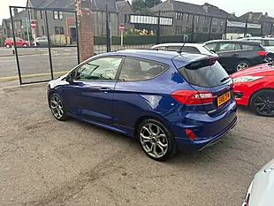 Used 2018 Ford Fiesta ST-Line Blue - Interior and Exterior details 5