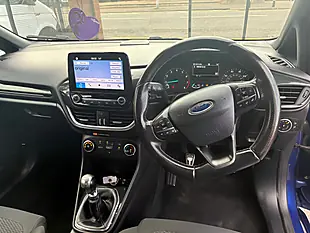 Used 2018 Ford Fiesta ST-Line Blue - Interior and Exterior details 9