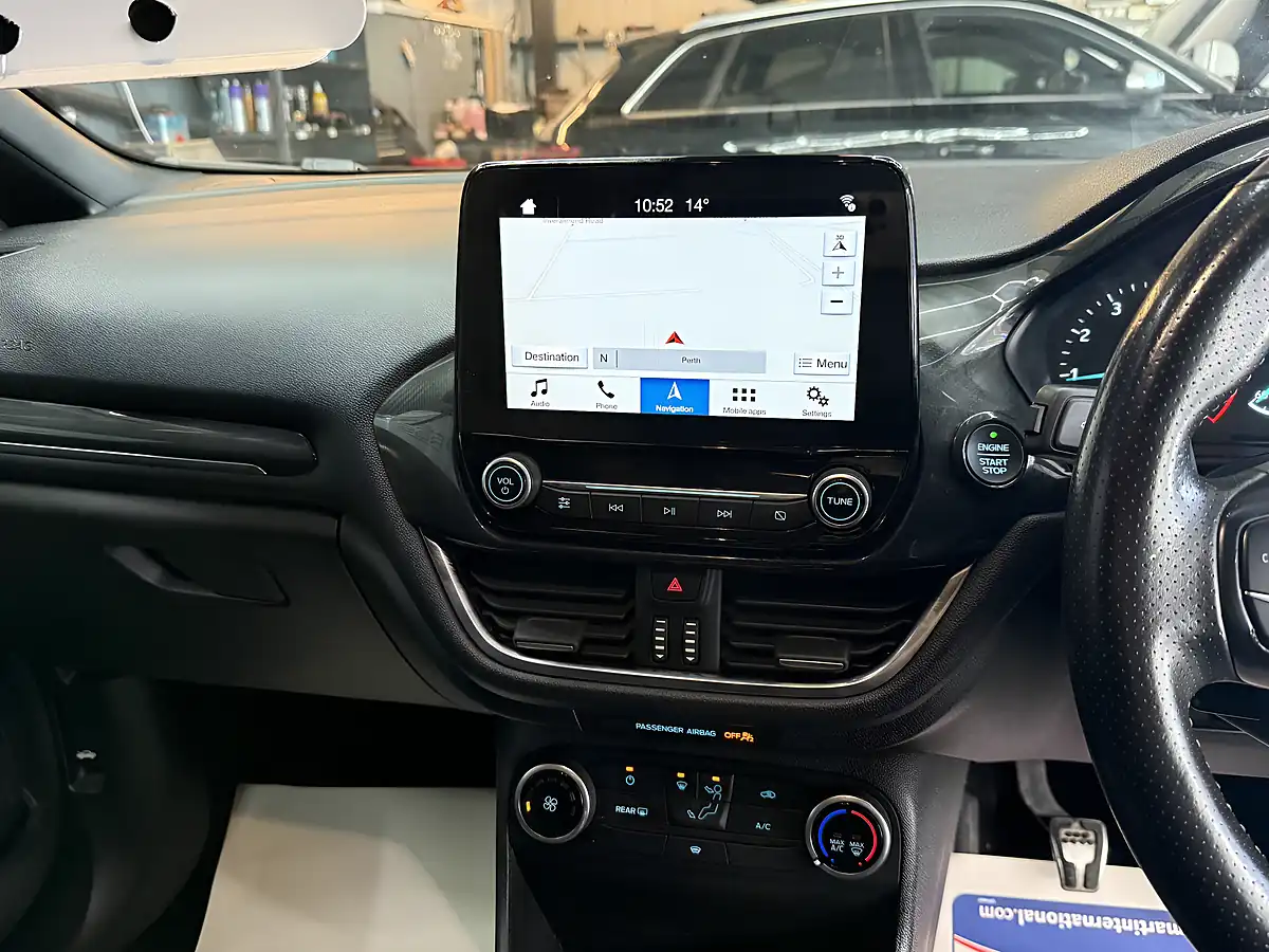 Used 2018 Ford Fiesta ST-Line Blue - Interior and Exterior details 10