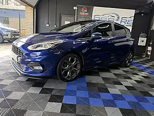 Used 2018 Ford Fiesta ST-Line Blue - Interior and Exterior details 6