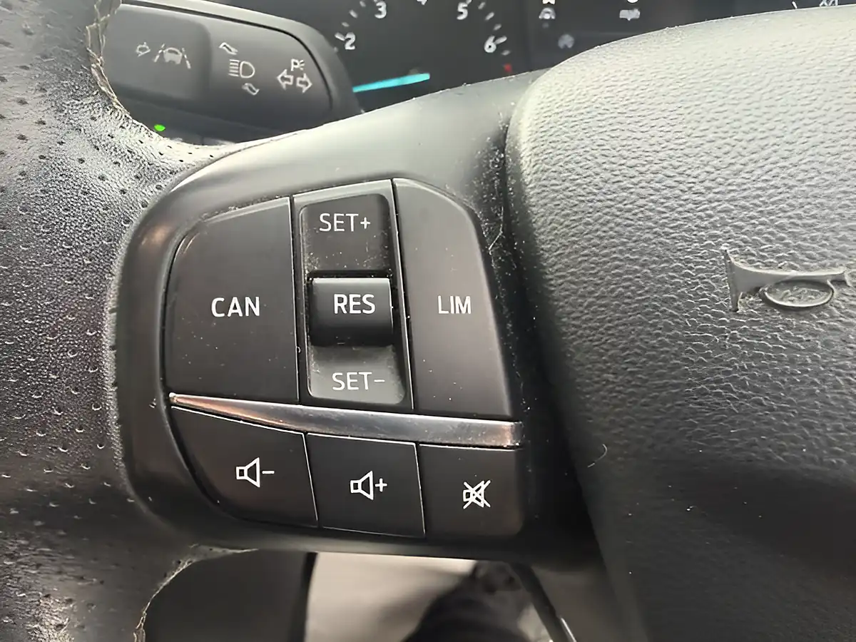 Used 2018 Ford Fiesta ST-Line Grey - Interior and Exterior details 17