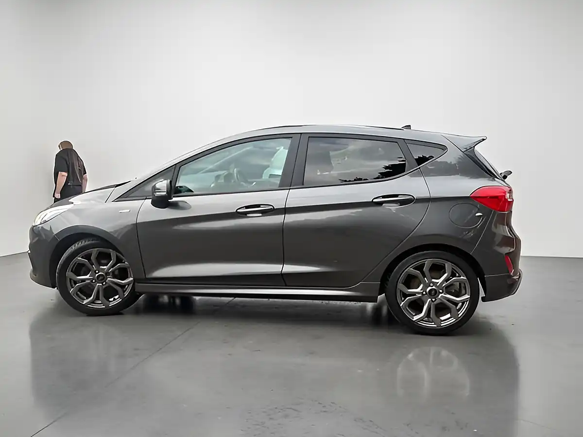 Used 2018 Ford Fiesta ST-Line Grey - Interior and Exterior details 6
