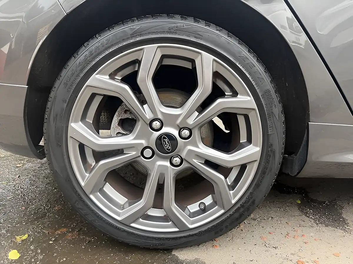 Used 2018 Ford Fiesta ST-Line Grey - Interior and Exterior details 7