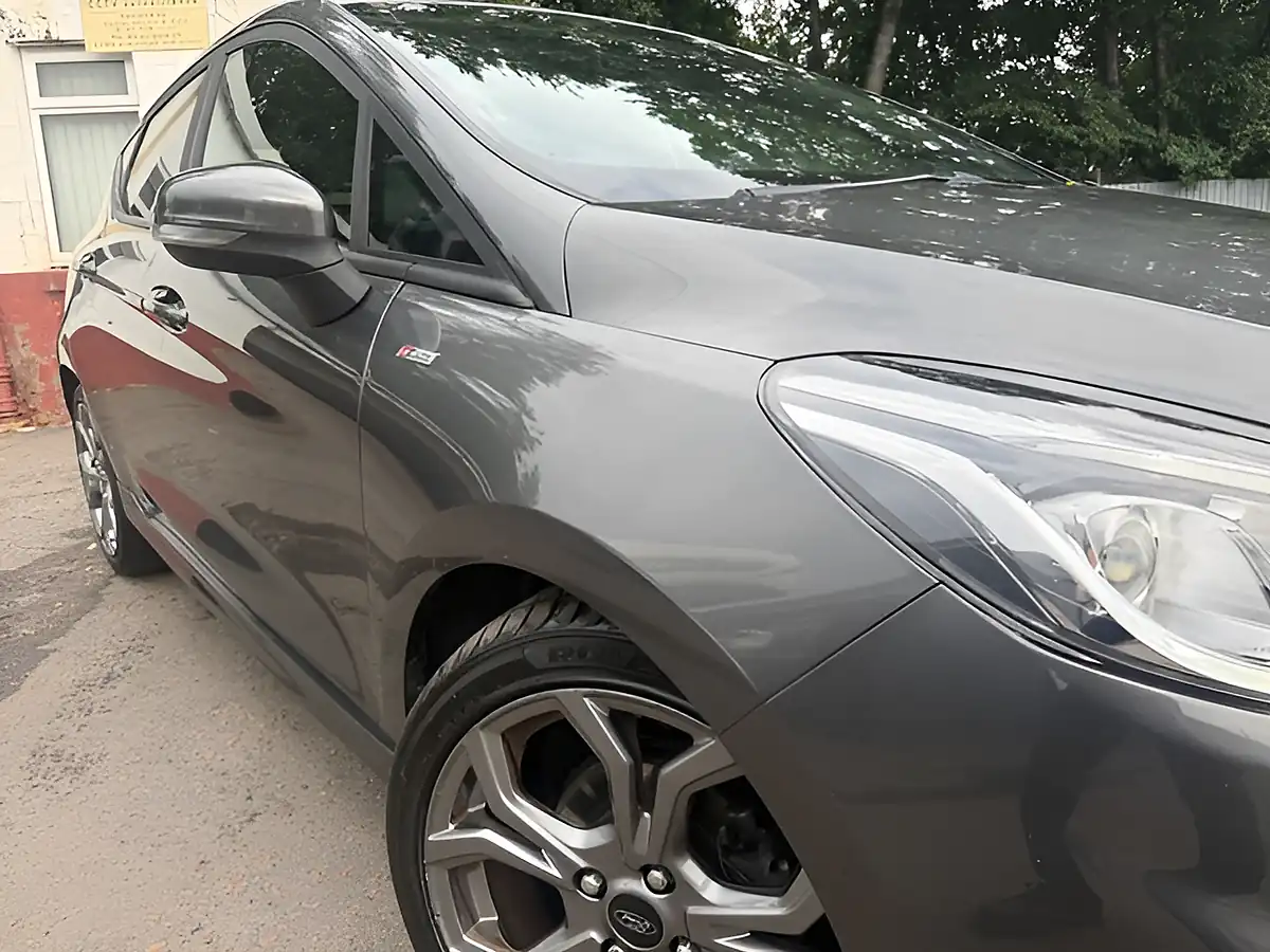 Used 2018 Ford Fiesta ST-Line Grey - Interior and Exterior details 8