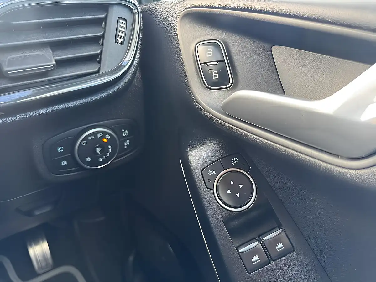 Used 2018 Ford Fiesta ST-Line Grey - Interior and Exterior details 15
