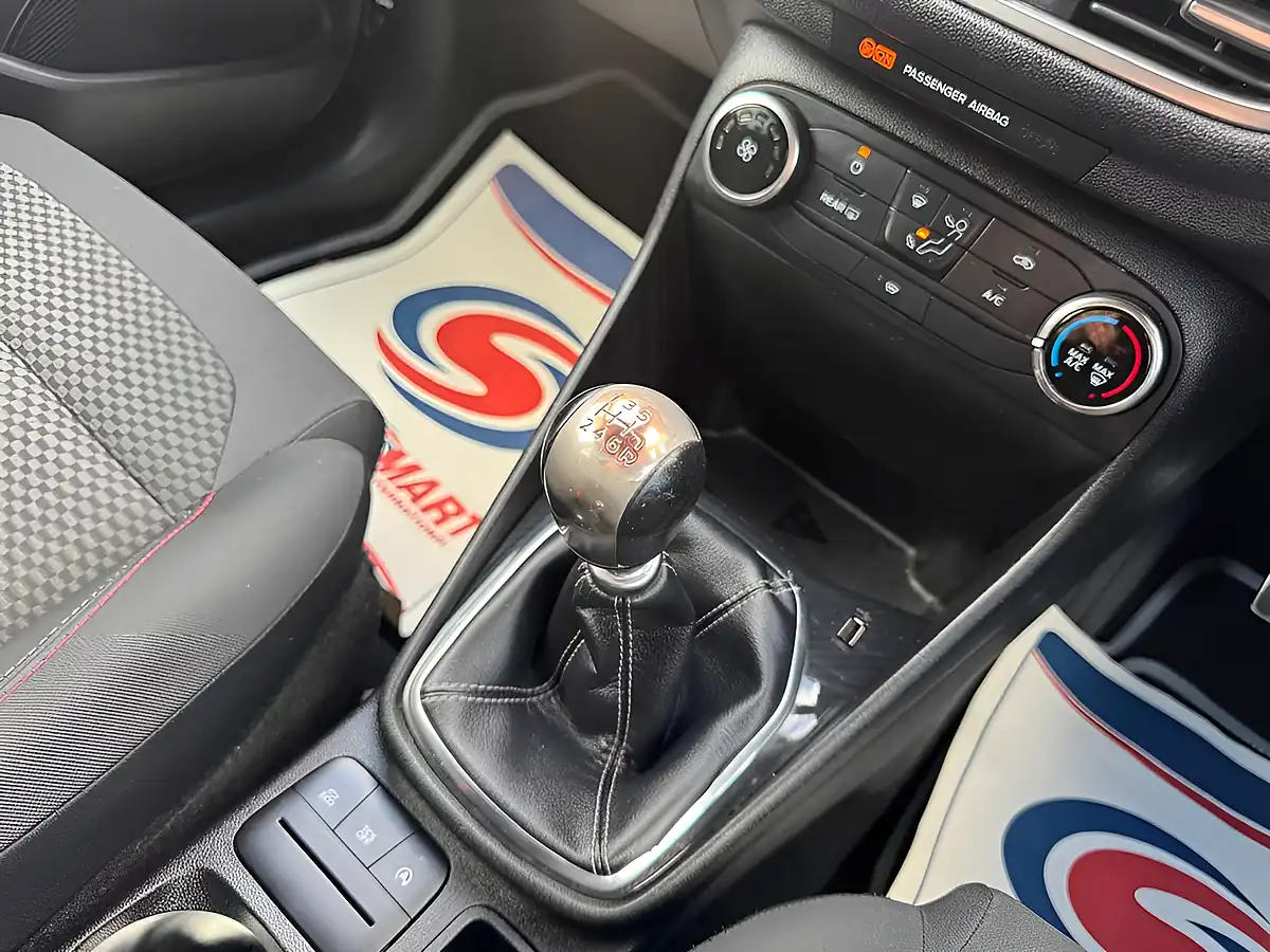 Used 2018 Ford Fiesta ST-Line Grey - Interior and Exterior details 20