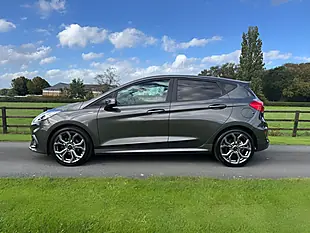 Used 2018 Ford Fiesta ST-Line Grey - Interior and Exterior details 5