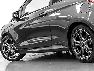 Used 2018 Ford Fiesta ST-Line Grey - Interior and Exterior details 10