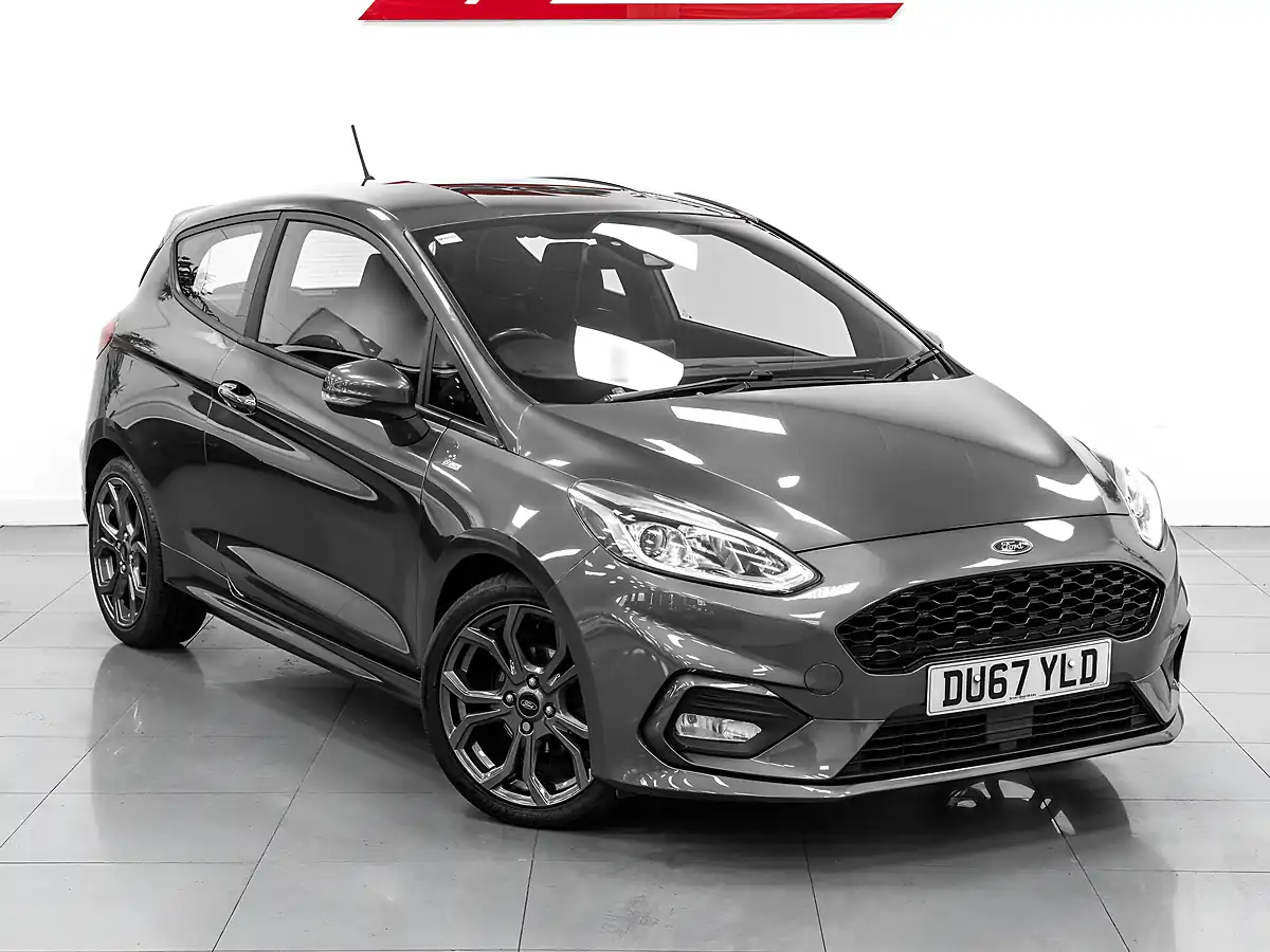 Used 2018 Ford Fiesta ST-Line Grey - Interior and Exterior details 7