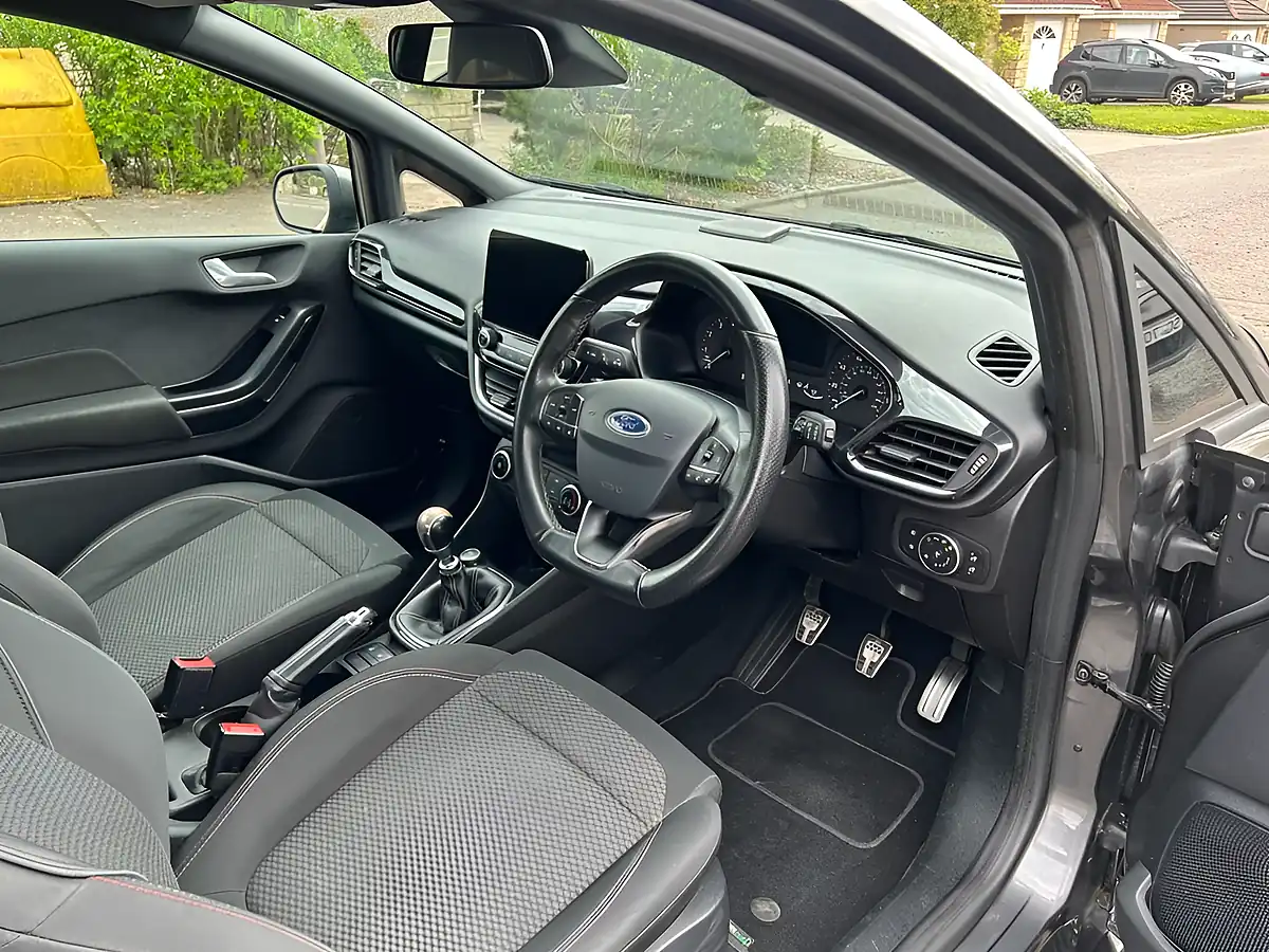 Used 2018 Ford Fiesta ST-Line Grey - Interior and Exterior details 8