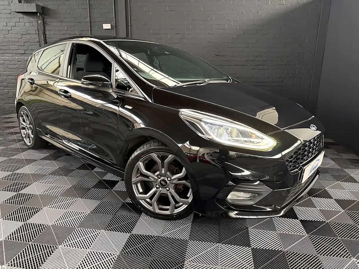 Used 2018 Ford Fiesta ST-Line - Interior and Exterior details 11