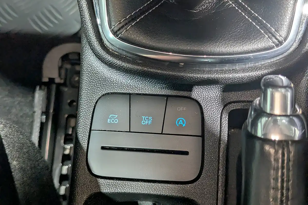 Used 2018 Ford Fiesta ST-Line Magnetic Grey - Interior and Exterior details 17