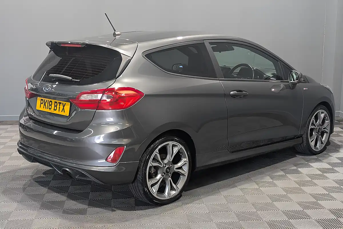 Used 2018 Ford Fiesta ST-Line Magnetic Grey - Interior and Exterior details 6