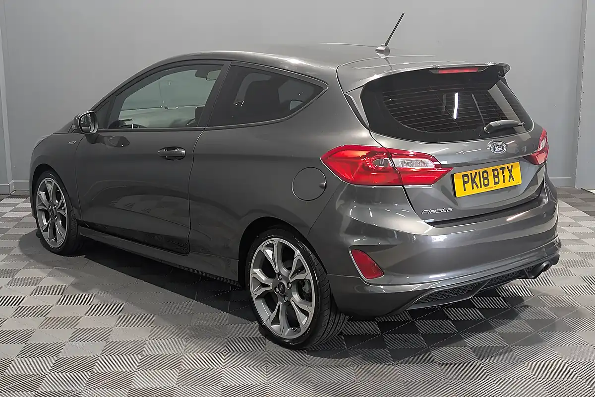 Used 2018 Ford Fiesta ST-Line Magnetic Grey - Interior and Exterior details 8