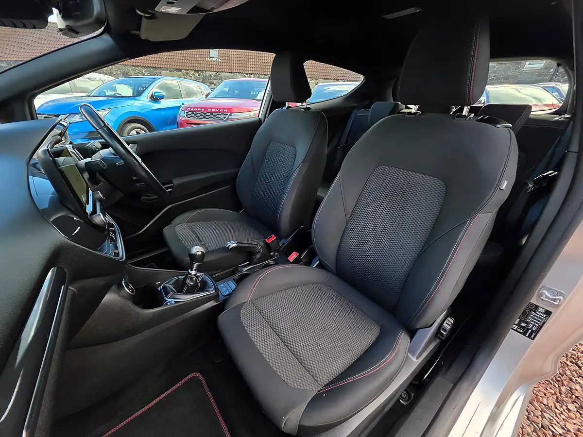 Used 2018 Ford Fiesta ST-Line Moondust Silver - Interior and Exterior details 10