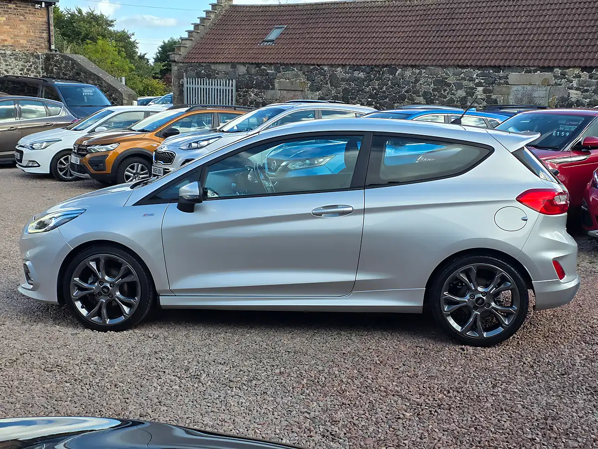 Used 2018 Ford Fiesta ST-Line Moondust Silver - Interior and Exterior details 14
