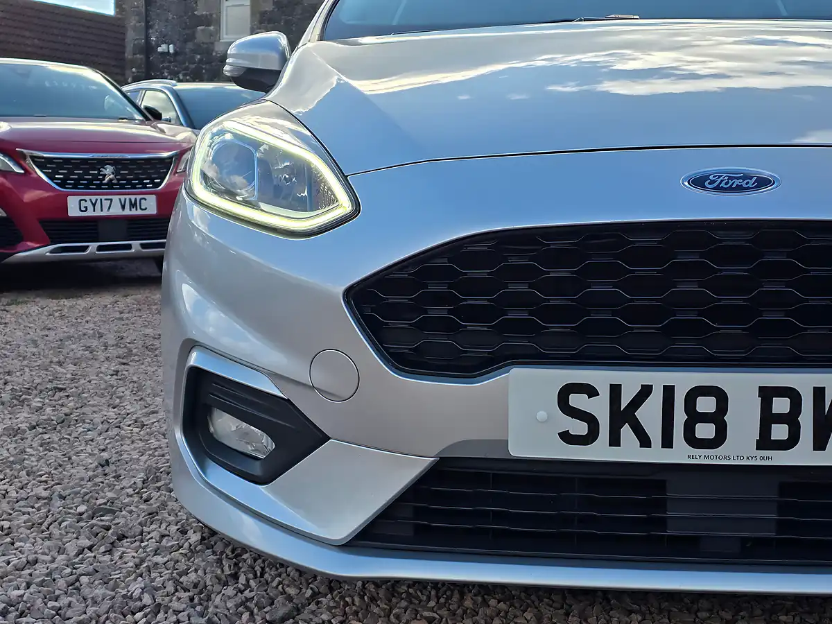 Used 2018 Ford Fiesta ST-Line Moondust Silver - Interior and Exterior details 4