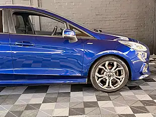 Used 2018 Ford Fiesta ST-Line Performance Blue - Interior and Exterior details 13
