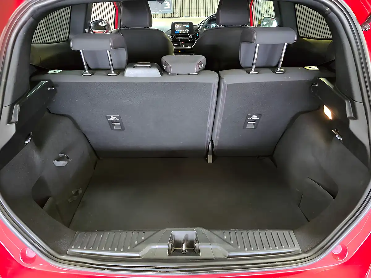 Used 2018 Ford Fiesta ST-Line Red - Interior and Exterior details 13