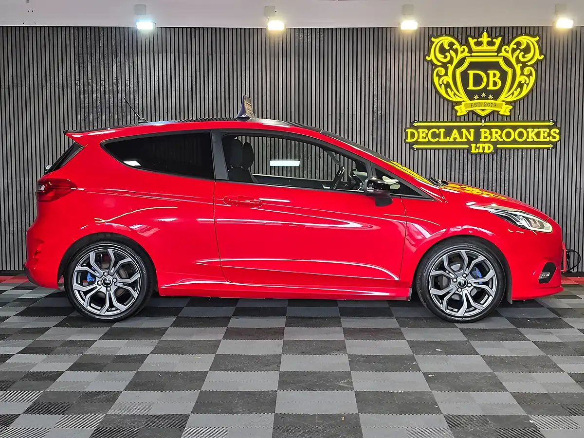 Used 2018 Ford Fiesta ST-Line Red - Interior and Exterior details 2