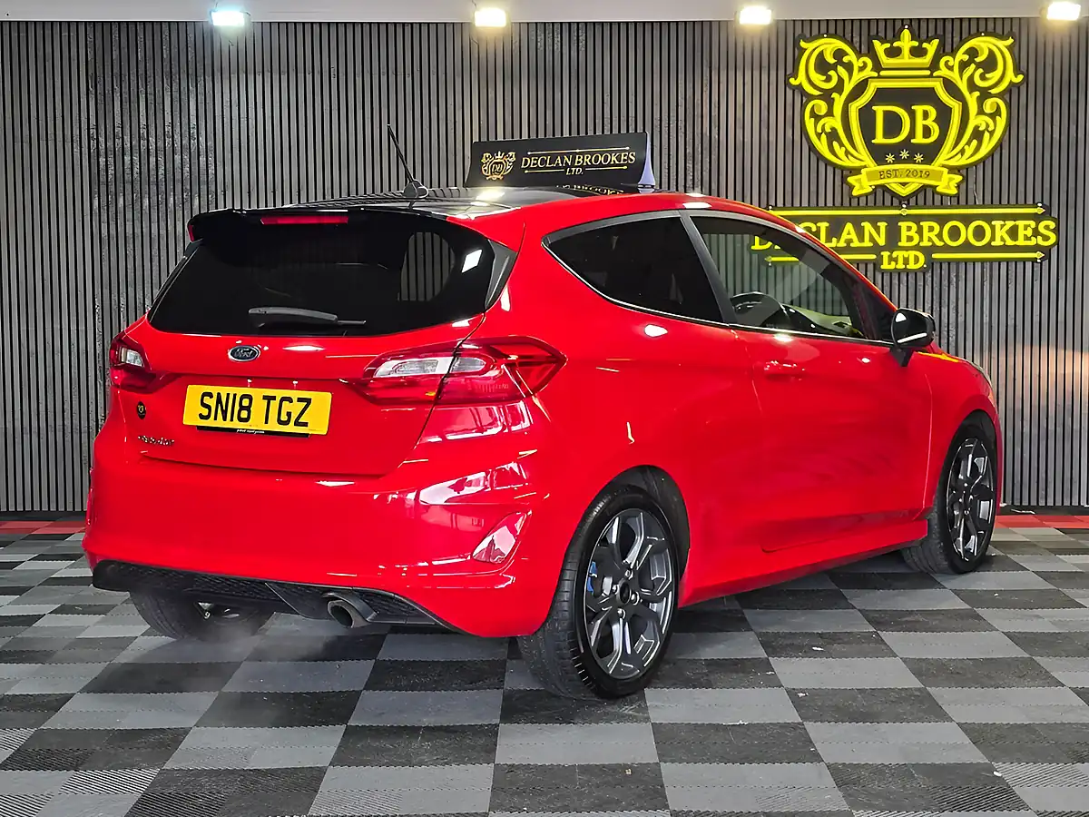 Used 2018 Ford Fiesta ST-Line Red - Interior and Exterior details 3