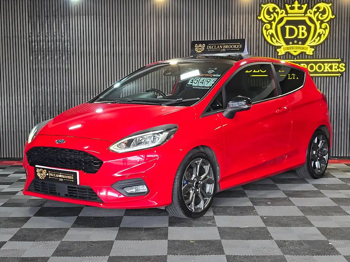 Used 2018 Ford Fiesta ST-Line Red - Interior and Exterior details 7