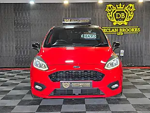 Used 2018 Ford Fiesta ST-Line Red - Interior and Exterior details 8